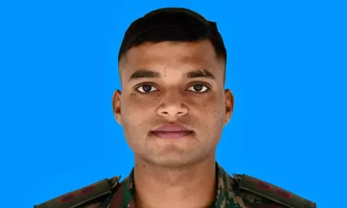 Sikkim Sikkimमें साथी सैनिक की जान बचाते हुए लेफ्टिनेंट शशांक तिवारी शहीद