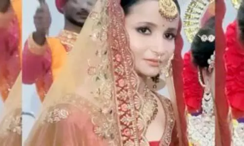 Palamu: शादी के 5 दिन बाद फंदे से लटका मिला महिला इंजीनियर का शव Palamu: शादी के 5 दिन बाद फंदे से लटका मिला महिला इंजीनियर का शव