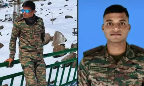 लेफ्टिनेंट शशांक तिवारी ने साथी को बचाते हुए दिया सर्वोच्च बलिदान लेफ्टिनेंट शशांक तिवारी ने साथी को बचाते हुए दिया सर्वोच्च बलिदान