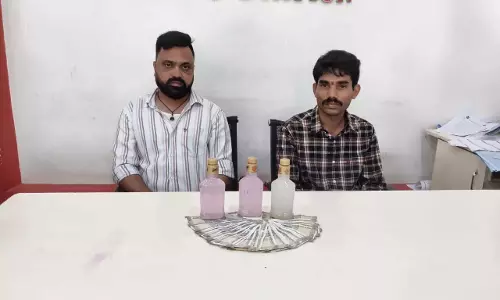 जगदगिरिगुट्टा PS SI भ्रष्टाचार मामले में गिरफ्तार जगदगिरिगुट्टा PS SI भ्रष्टाचार मामले में गिरफ्तार