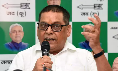 तेजस्वी यादव राजनीति के नए कलाकार, कोई सीरियस नहीं लेता : नीरज कुमार तेजस्वी यादव राजनीति के नए कलाकार, कोई सीरियस नहीं लेता : नीरज कुमार