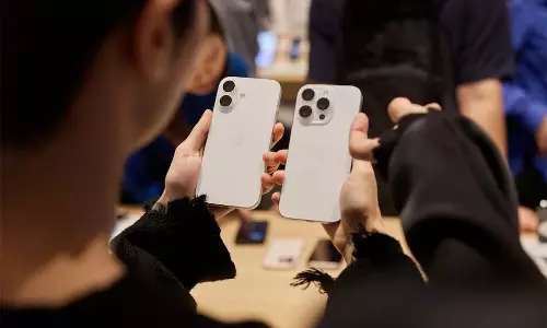Vijay Sales: Apple प्रोडक्ट्स पर बंपर ऑफर Vijay Sales: Apple प्रोडक्ट्स पर बंपर ऑफर
