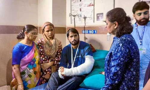 पुंछ-राजौरी का दौरा करने के बाद TMC टीम ने केंद्र पर सीमावर्ती क्षेत्रों की उपेक्षा का आरोप लगाया पुंछ-राजौरी का दौरा करने के बाद TMC टीम ने केंद्र पर सीमावर्ती क्षेत्रों की उपेक्षा का आरोप लगाया