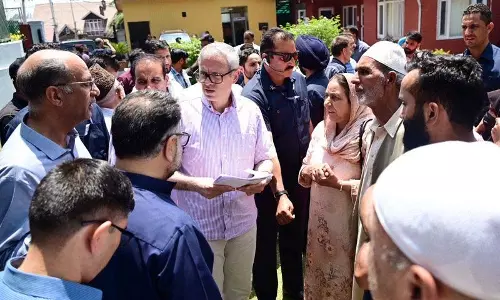 Omar Abdullah ने जनसंपर्क कार्यक्रम आयोजित किया