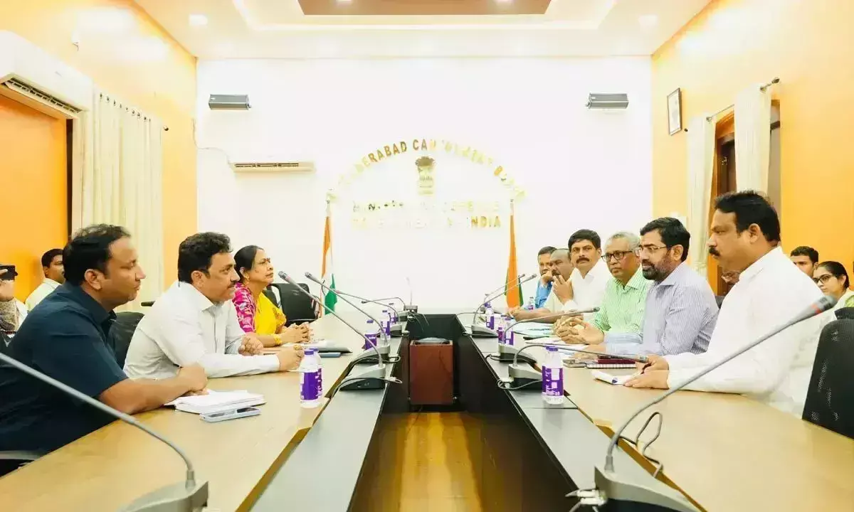 सिकंदराबाद छावनी विधायक श्रीगणेश ने धोबी घाट पर नए खेल परिसर के लिए प्रयास किया सिकंदराबाद छावनी विधायक श्रीगणेश ने धोबी घाट पर नए खेल परिसर के लिए प्रयास किया