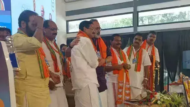 Kerala: कांग्रेस नेता बेनी पेरुवन्थनम का पार्टी से किनारा, भाजपा में हुए शामिल