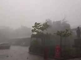 MP Weather : आज भी जारी रहेगा तूफान और बारिश का दौर,4 दिन तक बदला रहेगा मौसम MP Weather : आज भी जारी रहेगा तूफान और बारिश का दौर,4 दिन तक बदला रहेगा मौसम