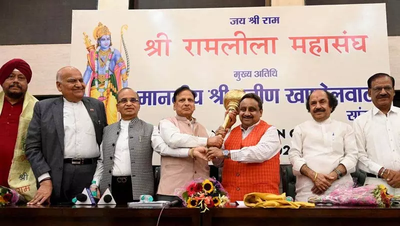 Delhi त्यौहारी सीजन की रामलीलाओं को लेकर बैठक आयोजित की गई Delhi त्यौहारी सीजन की रामलीलाओं को लेकर बैठक आयोजित की गई