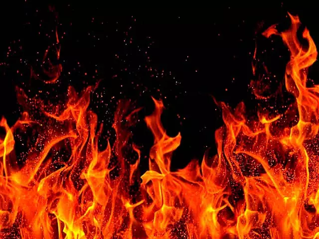भुवनेश्वर के मंचेश्वर में गद्दा फैक्ट्री में लगी आग, लाखों के नुकसान का अनुमान भुवनेश्वर के मंचेश्वर में गद्दा फैक्ट्री में लगी आग, लाखों के नुकसान का अनुमान