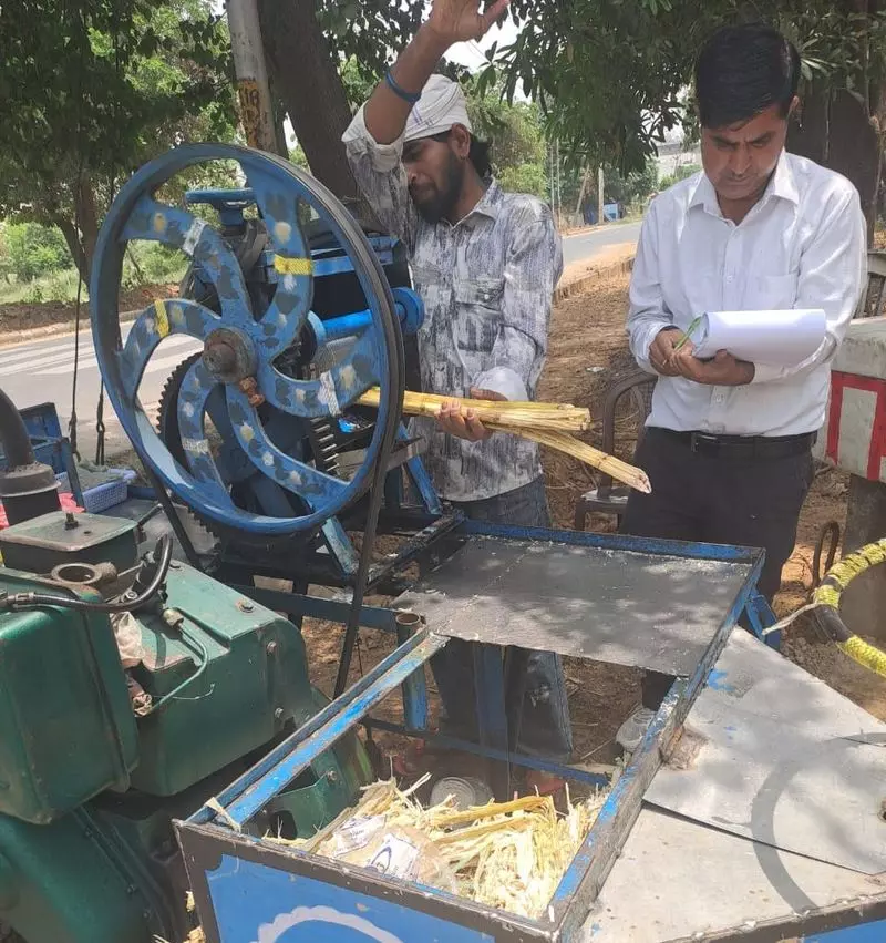 Haryana : थानेसर नगर निगम ने एकल उपयोग वाली प्लास्टिक वस्तुओं के उपयोग पर नकेल कसी Haryana : थानेसर नगर निगम ने एकल उपयोग वाली प्लास्टिक वस्तुओं के उपयोग पर नकेल कसी