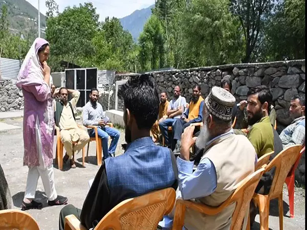 मिशन युवा ने J-K के गंदेरबल में युवा उद्यमिता को बढ़ावा देने के लिए उद्यम जागृति कार्यक्रम आयोजित किया मिशन युवा ने J-K के गंदेरबल में युवा उद्यमिता को बढ़ावा देने के लिए उद्यम जागृति कार्यक्रम आयोजित किया