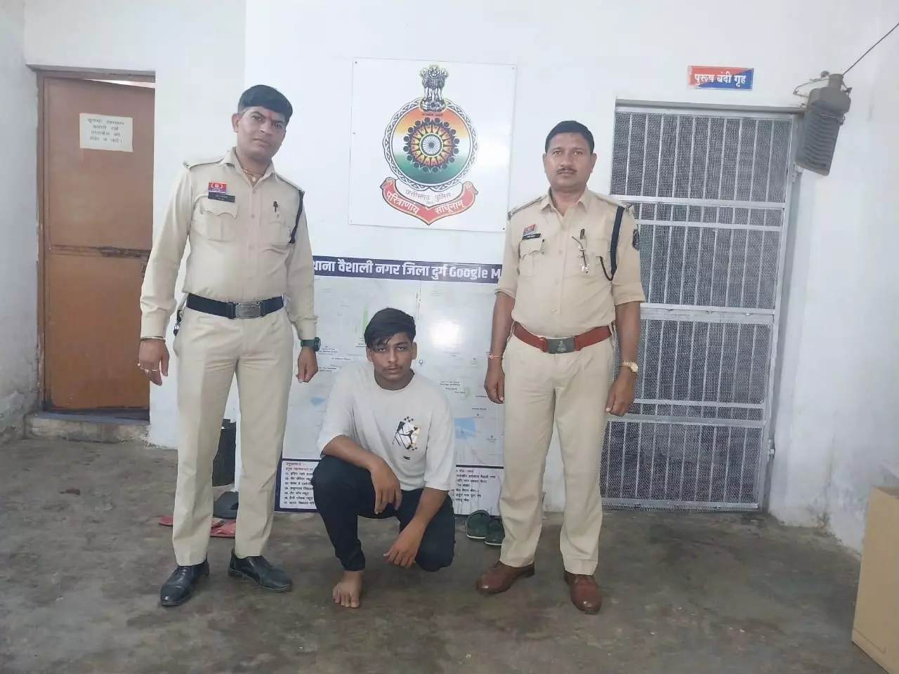5 लाख फिरौती मांग रहे थे, अपहरण मामले में एक और आरोपी गिरफ्तार 5 लाख फिरौती मांग रहे थे, अपहरण मामले में एक और आरोपी गिरफ्तार