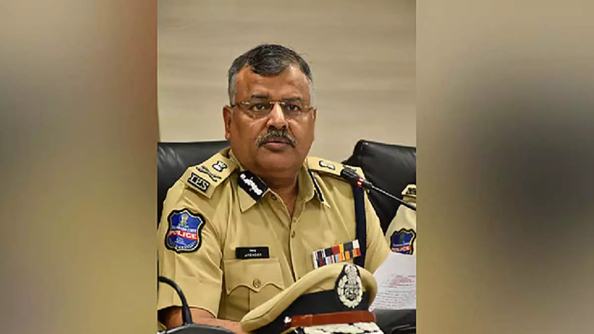 तेलंगाना के डीजीपी ने खुलासा किया कि आतंकी साजिश को शुरू में ही नाकाम कर दिया तेलंगाना के डीजीपी ने खुलासा किया कि आतंकी साजिश को शुरू में ही नाकाम कर दिया