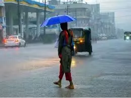 कर्नाटक: तटीय इलाकों में भारी बारिश का कहर कर्नाटक: तटीय इलाकों में भारी बारिश का कहर