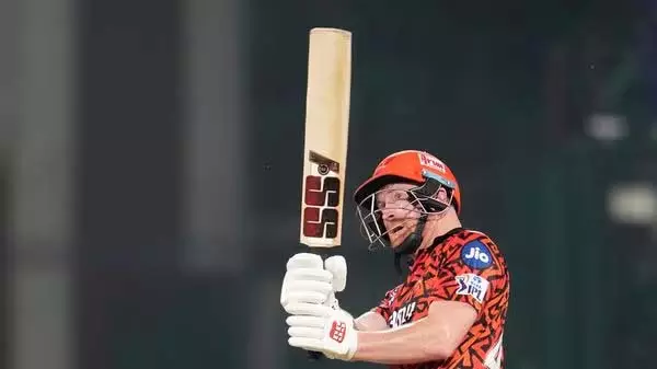 Heinrich Klaasen ने 37 गेंदों पर शतक जड़ा, आईपीएल इतिहास में तीसरे सबसे तेज शतक की बराबरी की Heinrich Klaasen ने 37 गेंदों पर शतक जड़ा, आईपीएल इतिहास में तीसरे सबसे तेज शतक की बराबरी की