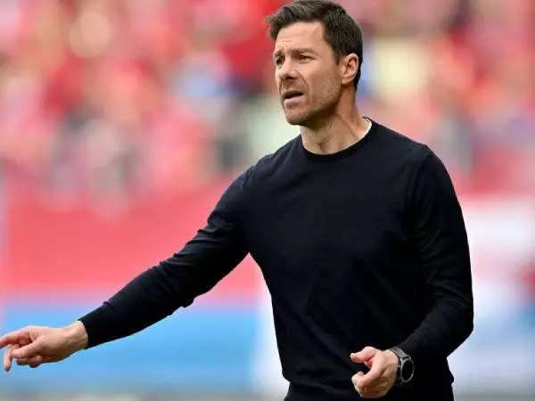 रियल मैड्रिड ने Xabi Alonso को अपना नया मुख्य कोच किया घोषित रियल मैड्रिड ने Xabi Alonso को अपना नया मुख्य कोच किया घोषित