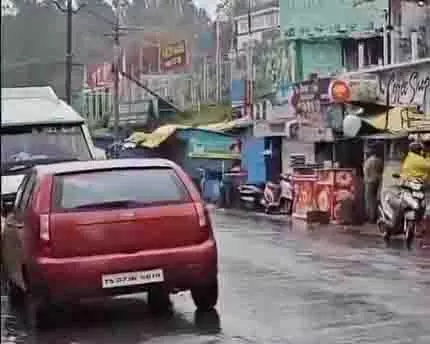 Nilgiris जिले के कुछ हिस्सों में हुई बारिश Nilgiris जिले के कुछ हिस्सों में हुई बारिश
