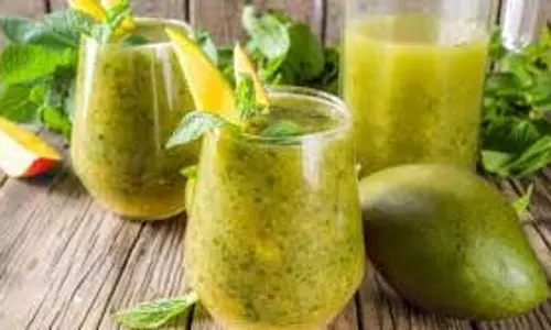 Aam Panna Recipe: घर पर बनाएं स्वादिष्ट और हेल्दी आम पन्ना, जानें रेसिपी और फायदे Aam Panna Recipe: घर पर बनाएं स्वादिष्ट और हेल्दी आम पन्ना, जानें रेसिपी और फायदे