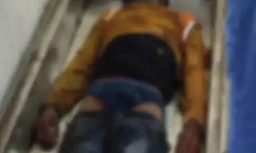 मिट्टी धंसने से दबा मजदूर, स्पॉट में मौत