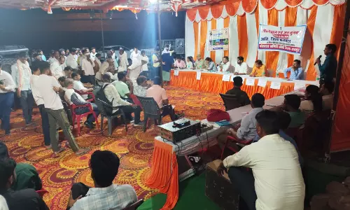 Jaipur: रात्रि चौपाल में हुआ आमजन की समस्याओं का त्वरित एवं प्रभावी निस्तारण Jaipur: रात्रि चौपाल में हुआ आमजन की समस्याओं का त्वरित एवं प्रभावी निस्तारण