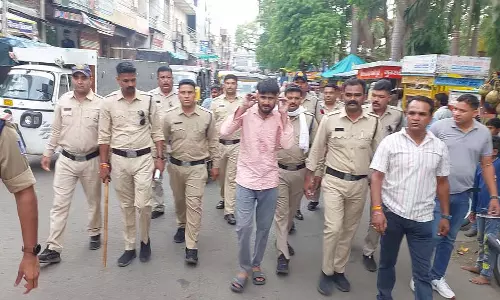 MP : तिलक लगाने पर व्यक्ति को थप्पड़ मारे जाने के बाद जौरा में विरोध प्रदर्शन