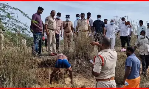 25,000 उधार, मजबूरी में बेटे को गिरवी रखा, अब मिली लाश