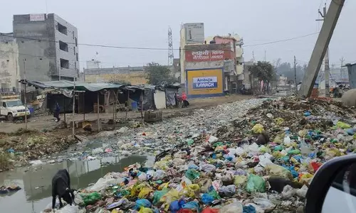Gurugram: तंग नालों का चौड़ीकरण, मरम्मत-सफाई का काम शुरू Gurugram: तंग नालों का चौड़ीकरण, मरम्मत-सफाई का काम शुरू