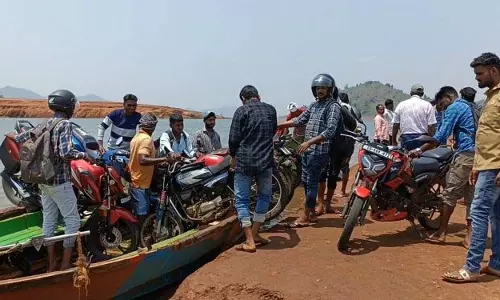 कालाहांडी के जल-बाधित गांव नबरंगपुर पर निर्भर कालाहांडी के जल-बाधित गांव नबरंगपुर पर निर्भर