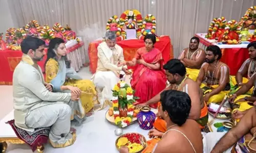 AP के सीएम चंद्रबाबू का गृह प्रवेश समारोह भव्यता से आयोजित AP के सीएम चंद्रबाबू का गृह प्रवेश समारोह भव्यता से आयोजित