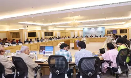 वित्त मंत्रालय ने ऋण वसूली में तेजी लाने के लिए उच्च स्तरीय बैठक की