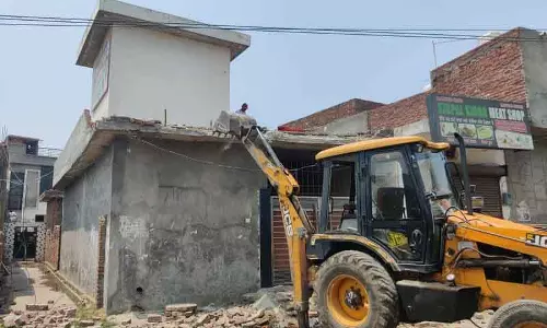 Punjab: ड्रग तस्कर सनी गुल्ला का घर ढहाया गया