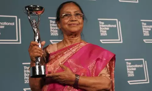 भाषा का राजनीतिकरण नहीं होना चाहिए: Banu Mushtaq