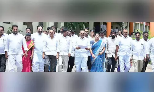 जिला परिषद अध्यक्ष ने टीडीपी विधायकों के खिलाफ कार्रवाई की मांग की