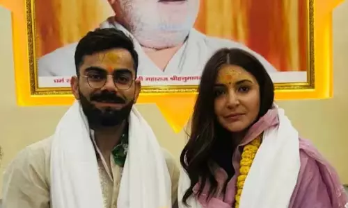 विराट कोहली और अनुष्का शर्मा ने किया अयोध्या में राम मंदिर दर्शन विराट कोहली और अनुष्का शर्मा ने किया अयोध्या में राम मंदिर दर्शन