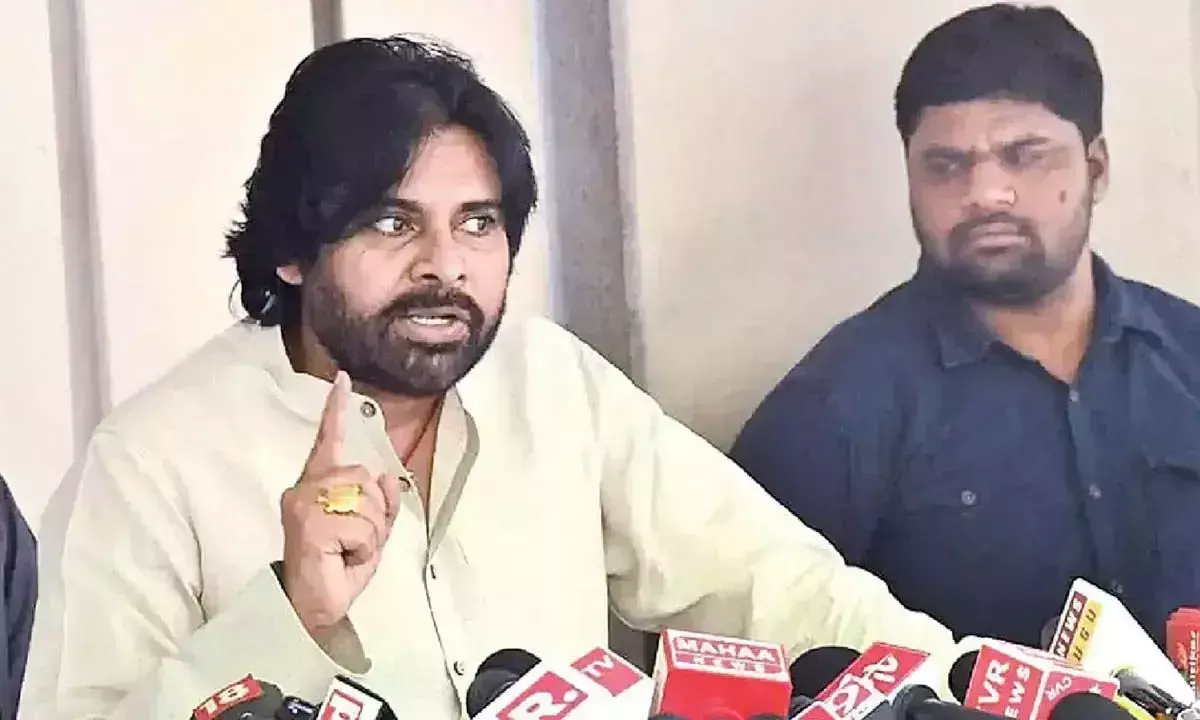 Tollywood में आंध्र प्रदेश सरकार के प्रति कोई कृतज्ञता नहीं: पवन कल्याण Tollywood में आंध्र प्रदेश सरकार के प्रति कोई कृतज्ञता नहीं: पवन कल्याण