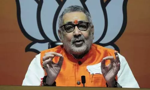 तुर्की का नहीं, हिमाचल का सेब खाएं भारत के लोग : गिरिराज सिंह तुर्की का नहीं, हिमाचल का सेब खाएं भारत के लोग : गिरिराज सिंह