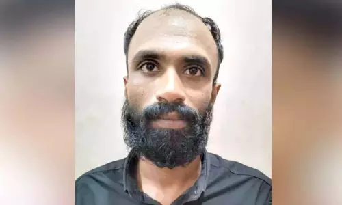 ED अधिकारी बनकर ठगी करने के मामले में एक व्यक्ति गिरफ्तार ED अधिकारी बनकर ठगी करने के मामले में एक व्यक्ति गिरफ्तार