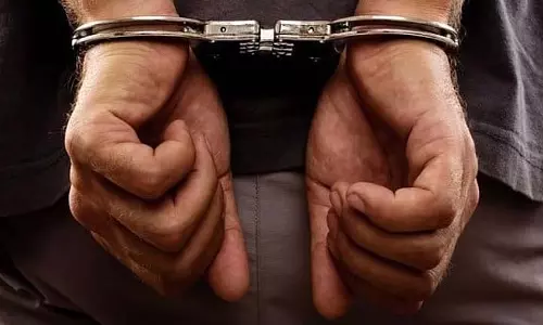 पाकिस्तान का समर्थन करने वाला वीडियो बनाने और शेयर करने के आरोप में Odisha में दो लोग गिरफ्तार