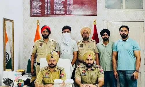 Ludhiana: लूटपाट और झपटमारी के आरोपी गिरफ्तार, चोरी की कार बरामद, साथी फरार