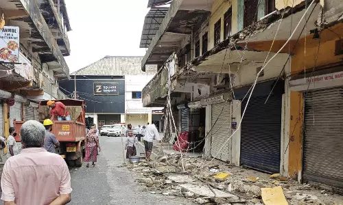 MLA ने पुरानीप-खतरनाक इमारतों से निपटने के लिए समग्र सरकारी नीति पर जोर दिया MLA ने पुरानीप-खतरनाक इमारतों से निपटने के लिए समग्र सरकारी नीति पर जोर दिया