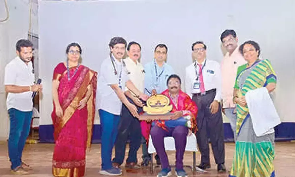 APMC प्रमुख ने कहा, चिकित्सा उत्कृष्टता के लिए नैतिकता महत्वपूर्ण है APMC प्रमुख ने कहा, चिकित्सा उत्कृष्टता के लिए नैतिकता महत्वपूर्ण है