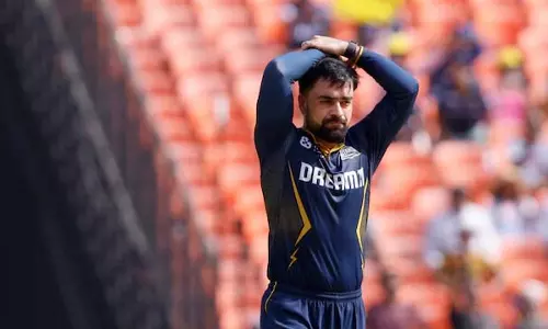 राशिद खान ने CSK के खिलाफ मोहम्मद सिराज के अनचाहे आईपीएल रिकॉर्ड की बराबरी की