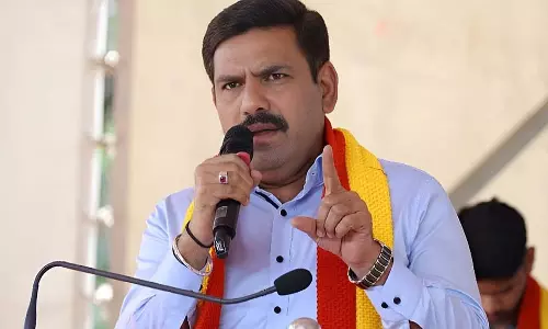 विजयेंद्र का आरोप, मेडिकल माफिया की मदद के लिए बंद किया गया जन औषधि केंद्र