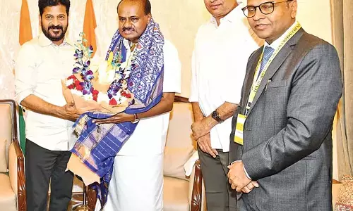 राज्य को 800 और इलेक्ट्रिक बसें दी जानी चाहिए: CM राज्य को 800 और इलेक्ट्रिक बसें दी जानी चाहिए: CM