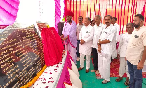 Jaipur: ग्रामीण विकास एवं पंचायती राज मंत्री ने सिरोही जिले के विभिन्न क्षेत्रों में की जनसुनवाई