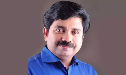 कांग्रेस नेता आर्यदान शौकत यूडीएफ के संभावित उम्मीदवार कांग्रेस नेता आर्यदान शौकत यूडीएफ के संभावित उम्मीदवार