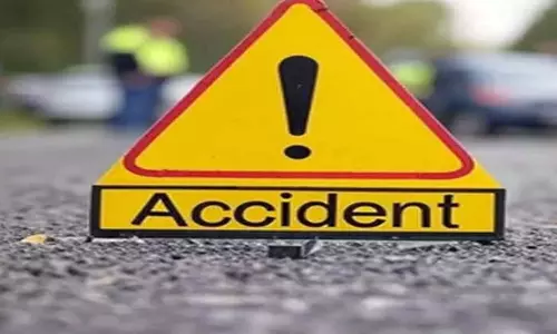 सांबा में तेज रफ्तार वाहन की चपेट में आने से पुलिस अधिकारी की मौत, एक  घायल सांबा में तेज रफ्तार वाहन