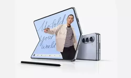 Samsung Galaxy Z Fold 7 की रियल लाइफ इमेज लीक, 200MP मेन कैमरा