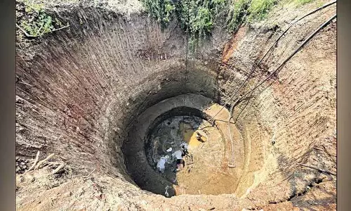 Telangana में भूजल संकट गहराया, 500 गांवों में गंभीर कमी Telangana में भूजल संकट गहराया, 500 गांवों में गंभीर कमी