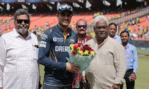 गुजरात क्रिकेट एसोसिएशन ने Shubman Gill को किया सम्मानित